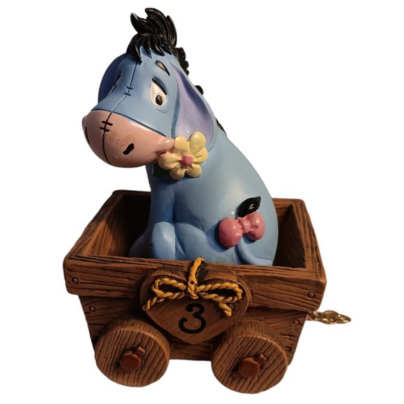 Precious Moments Disney Showcase Collection Eeyore in wagon Figurine 2012 - Picture 2 of 8